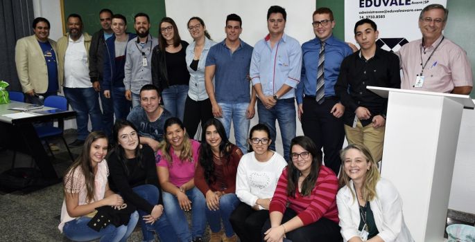 Encontro reúne professores, alunos e egressos da Administração Eduvale
