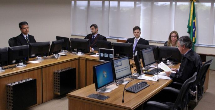 Estratégia do tribunal foi dar um cala-boca no discurso de falta de provas
