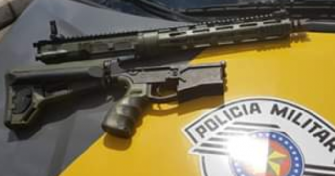 TOR prende homem que trafegava com fuzil na Rodoanel