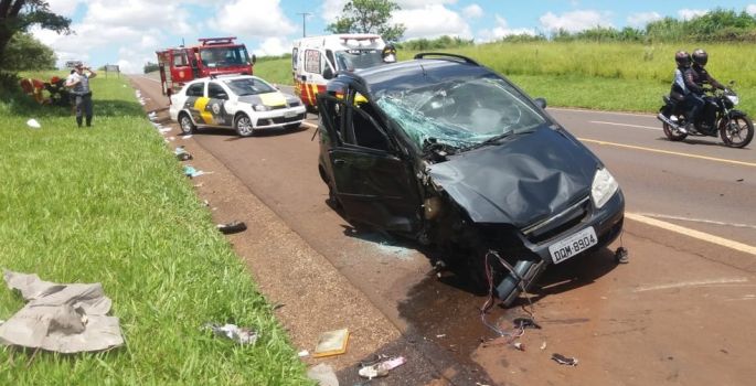 Grave acidente mata uma mulher e deixa feridos na SP-255, Avaré