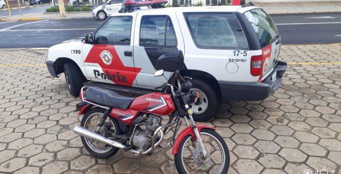 Polícia Militar recupera motocicleta furtada em Avaré
