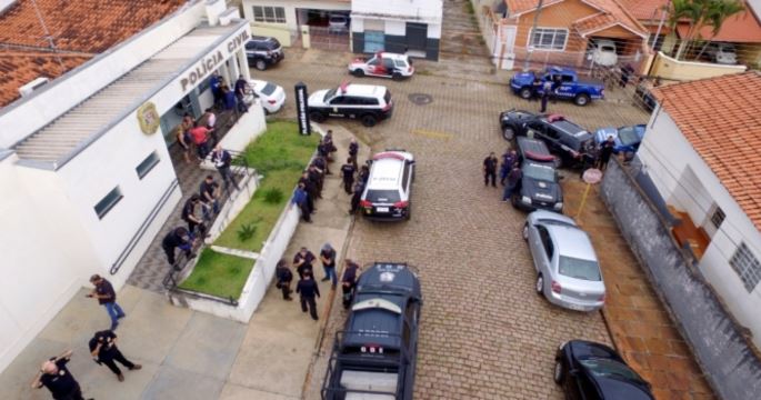 Operação “Top Down” da Polícia Civil termina com 13 presos e mais de R$ 55 mil reais apreendidos