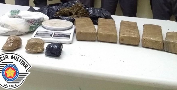 Traficante é flagrado quando enterrava drogas no Jardim Paraíso em Avaré
