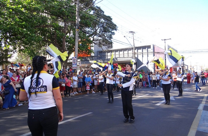 Ato cívico e tradicional desfile celebram aniversário de Avaré no dia 15