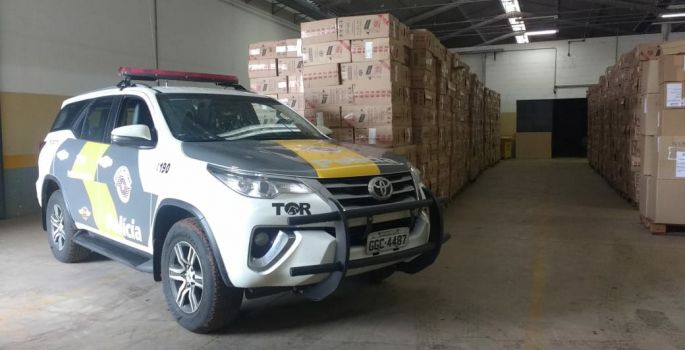 Mais de 627 mil maços de cigarro contrabandeados são apreendidos pela polícia