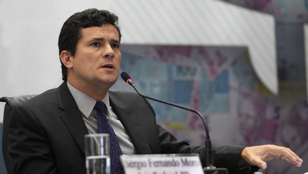 Moro informa ao TSE que há provas de propina para doações eleitorais registradas