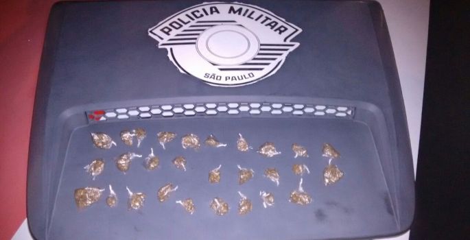 Irmãos são presos traficando no Bairro Paineiras - Avaré