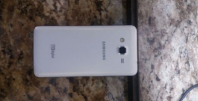 Homem rouba celular de transeunte na CAIC - Avaré