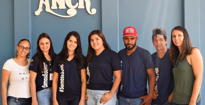 Agronomia e Zootecnia Eduvale estagiam em eventos agropecuários