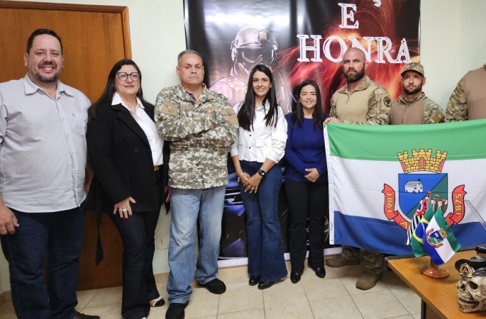 Agentes da SWAT ministram treinamento a profissionais de segurança em Avaré