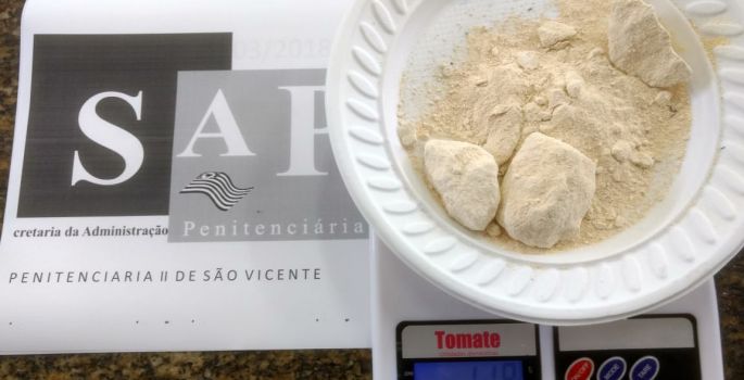 Agentes da SAP flagram visitas tentando ingressar em presídios com chips em drogas