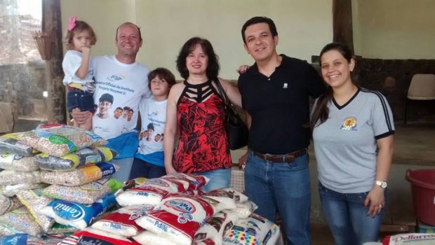 Alunos da FSP doam alimentos ao NOCAIJA de Avaré