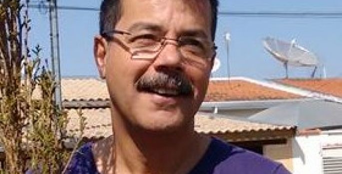 Secretário  fiscaliza vazamento de esgoto no Distrito Industrial de Avaré