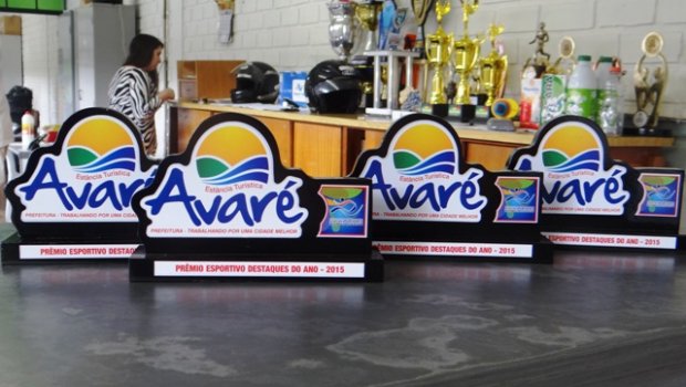 Esporte premiará atletas que se destacaram em 2015