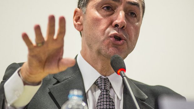 Retirar matéria jornalística de site será sempre censura, diz Barroso