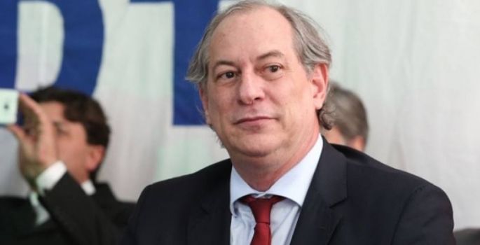 Lula “insulta a inteligência do povo”, diz Ciro
