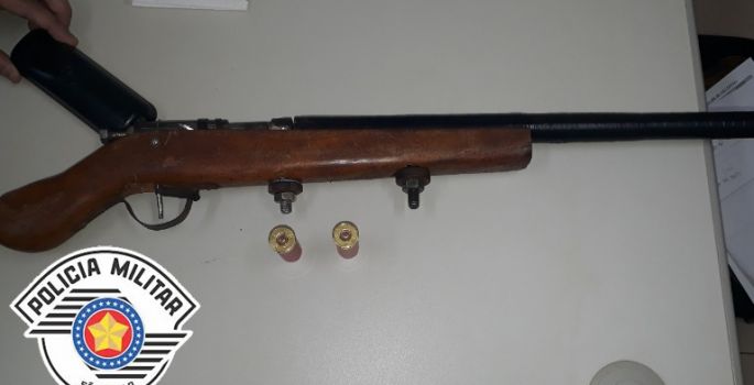 Dois são presos por posse ilegal de arma e Crime Ambiental em Arandu