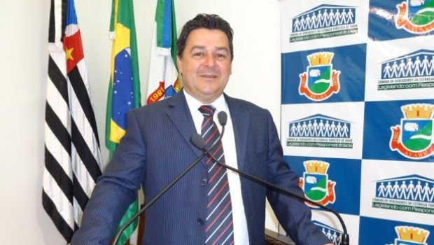 Tucão cobra providências da Sabesp