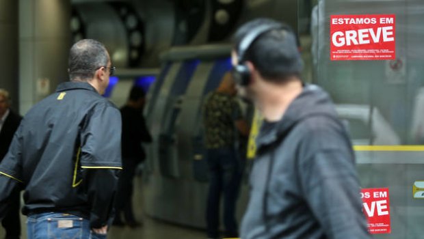 Bancários rejeitam proposta e greve entra no 24º dia