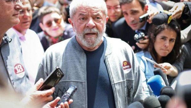 “Se necessário, serei candidato”, avisa Lula