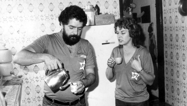  Companheira de Lula, Marisa Letícia, a “galega”, ajudou a fundar o PT