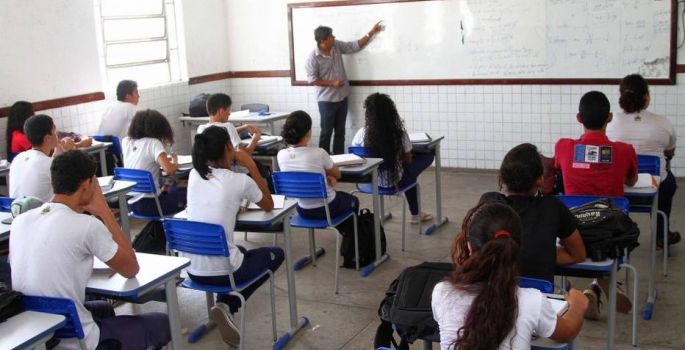 Conselho Nacional de Educação aprova uso do nome social na educação básica