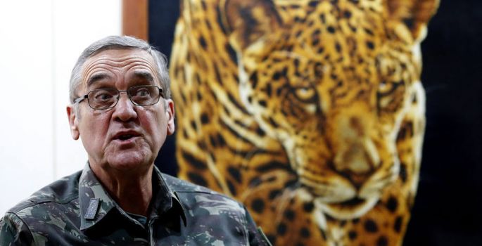 “Contaminação de tropas federais por facções criminosas preocupa”, preocupa General