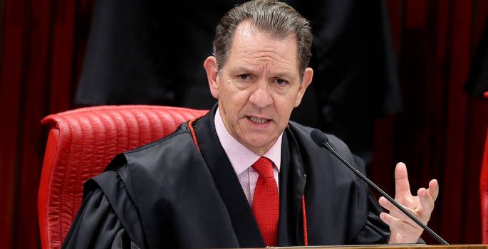 Presidente do STJ muda regra e amplia regalia de classe executiva para magistrados