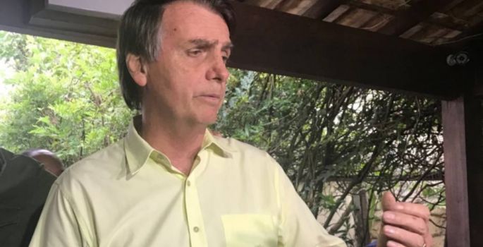 Bolsonaro quer general em núcleo duro do Planalto