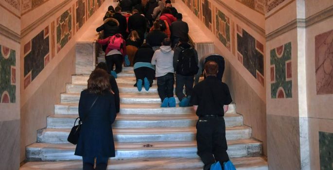 Vaticano reabre escadas que Jesus teria subido antes de julgamento