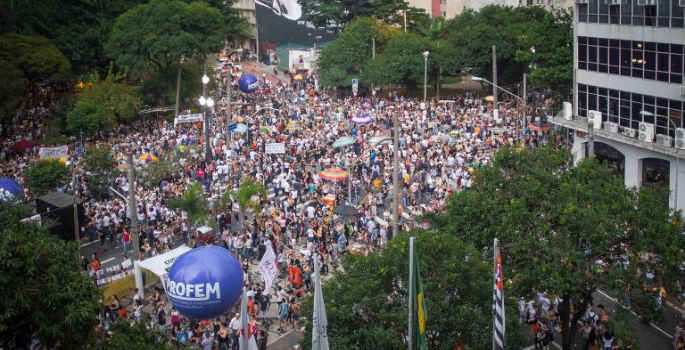 Funcionalismo: professores do estado cobram reajuste salarial