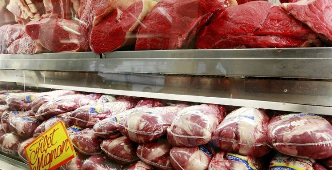 Preço da carne cai pela primeira vez após 16 meses, mas alta acumulada ainda é de 22%