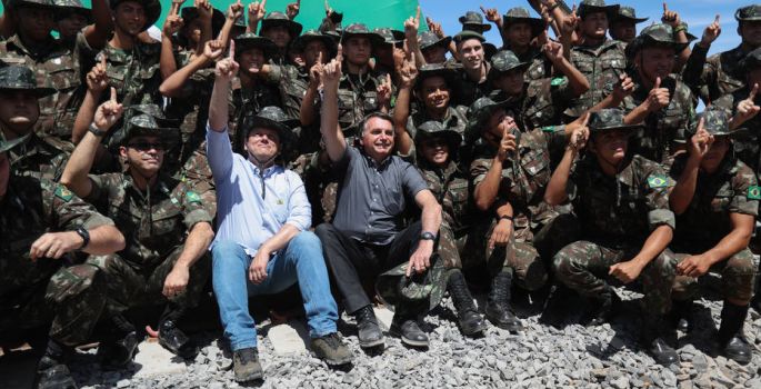 Governo omite há um ano pagamentos a militares da reserva e pensionistas