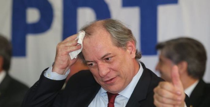 Lula cresce porque é em parte perseguido, diz Ciro Gomes