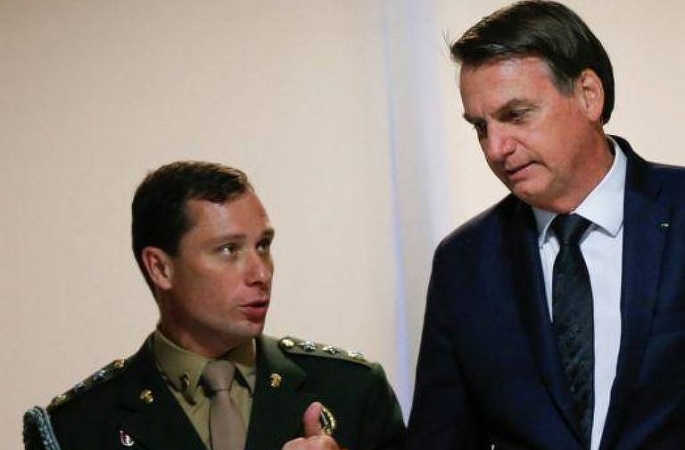 Delação de Cid pode implicar Bolsonaro em série de crimes, incluindo potencial de prisão