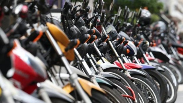 Freios ABS e CBS serão obrigatórios em motos a partir de 2016