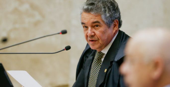 Ministro do STF cobra do Senado o afastamento de Aécio Neves