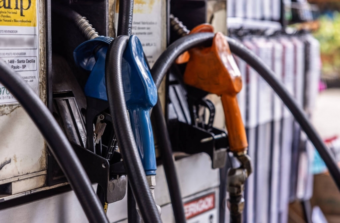 Preço do diesel subiu 20,4% nos postos do Brasil desde o início da guerra no Irã, aponta ANP