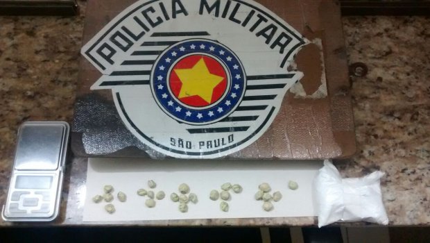 PM surpreende menor traficando na Vila Martins 3