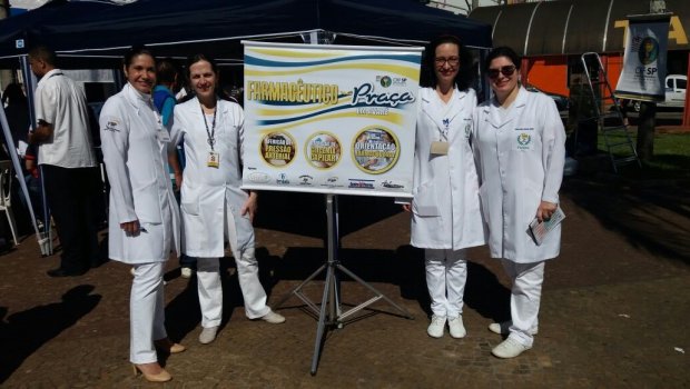 FSP PARTICIPA DE EVENTO FARMACÊUTICO NA PRAÇA