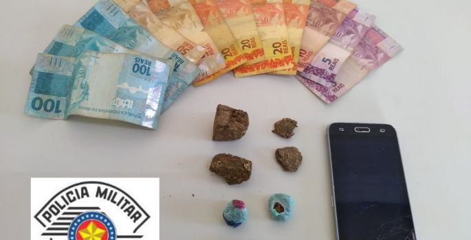 Polícia Militar prende dois adolescentes por ato infracional de tráfico de drogas