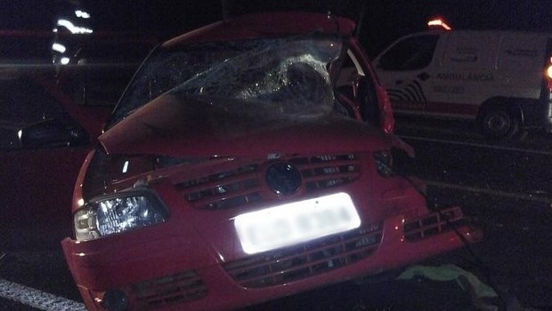 Acidente na SP-249 mata mãe e deixa pai e filho gravemente feridos