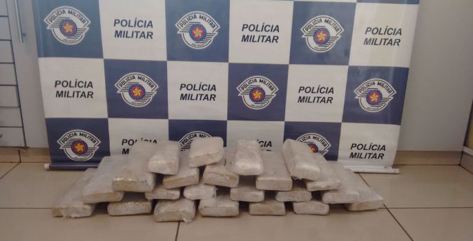 Policiamento Rodoviário apreende maconha em rodovia próximo a Avaré