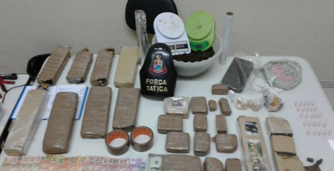 POLÍCIA MILITAR FAZ GRANDE APREENSÃO DE DROGAS NA CIDADE DE AVARÉ