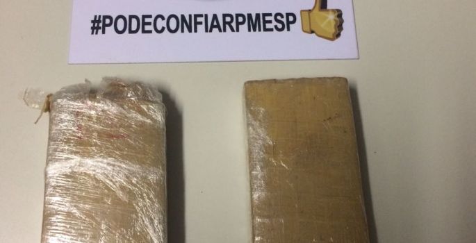 Cerqueira César: PM prende homem com 2 tabletes de drogas em matagal