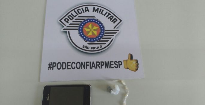 Menor é flagrado vendendo droga dentro de escola de Avaré