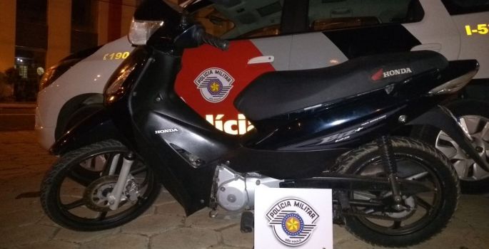 PM recupera motocicleta furtada em Avaré