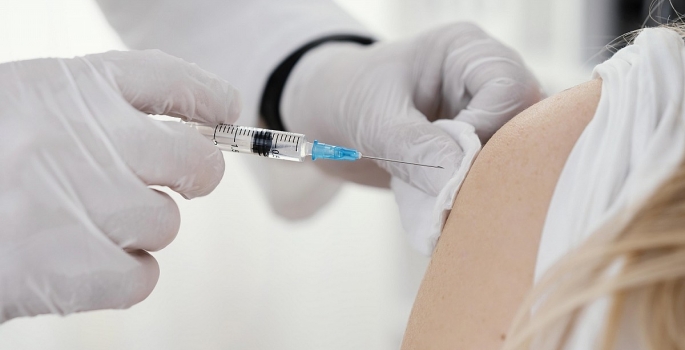 Pessoas de 40 a 42 anos são imunizadas contra a Covid-19