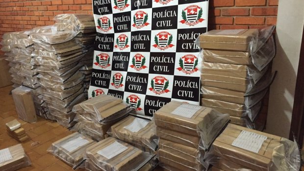 POLÍCIA CIVIL DE BOTUCATU APREENDE MAIS DE 1 TONELADA DE MACONHA
