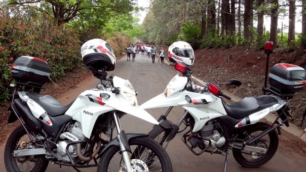 Louvor a Nossa Senhora teve apoio policial